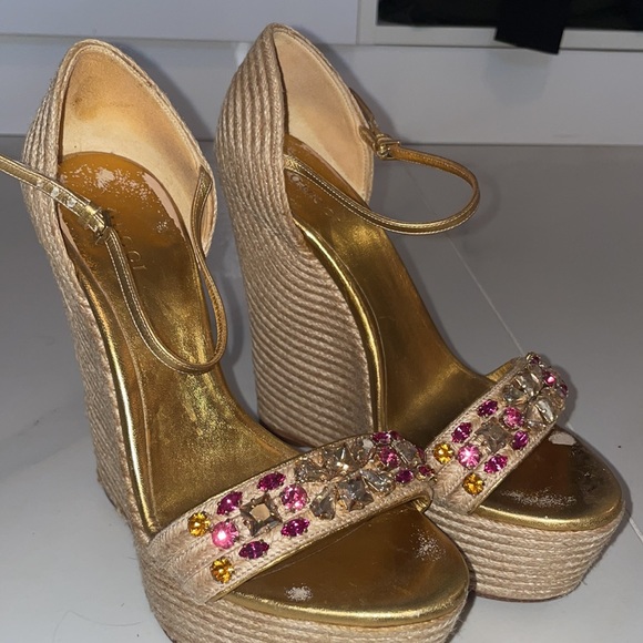 Gucci Platform 🔥🔥🔥 - Picture 6 of 8